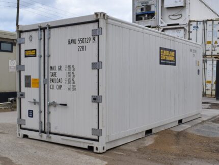 Contentor frigorífico de 20 pés, ideal para transporte e armazenamento de mercadorias refrigeradas, em aço Corten conforme normas ISO